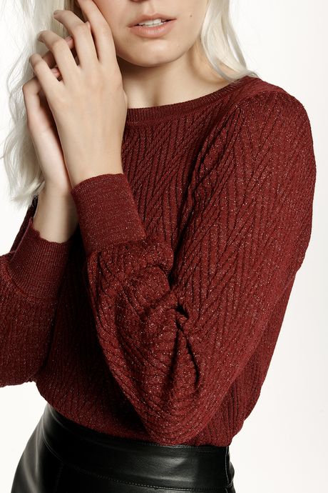 blusa texturizada em tricô manga longa